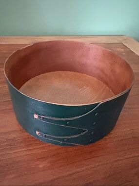 Handcrafted Round Wooden Box - Forest Green Exterior, Tan Interior